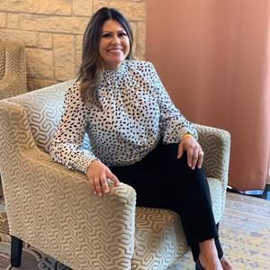 Meet your Posher, Lisa